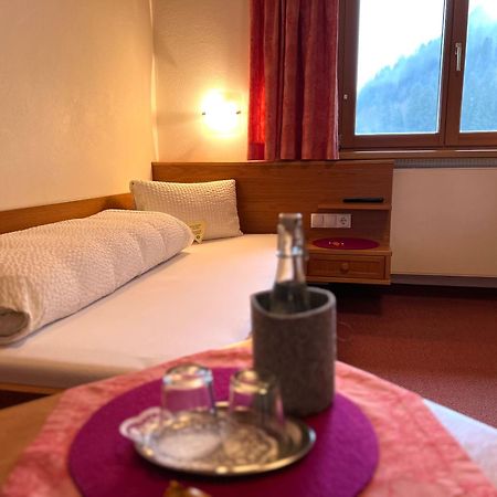 Pension Christophorus Hotel Garni Partenen Buitenkant foto