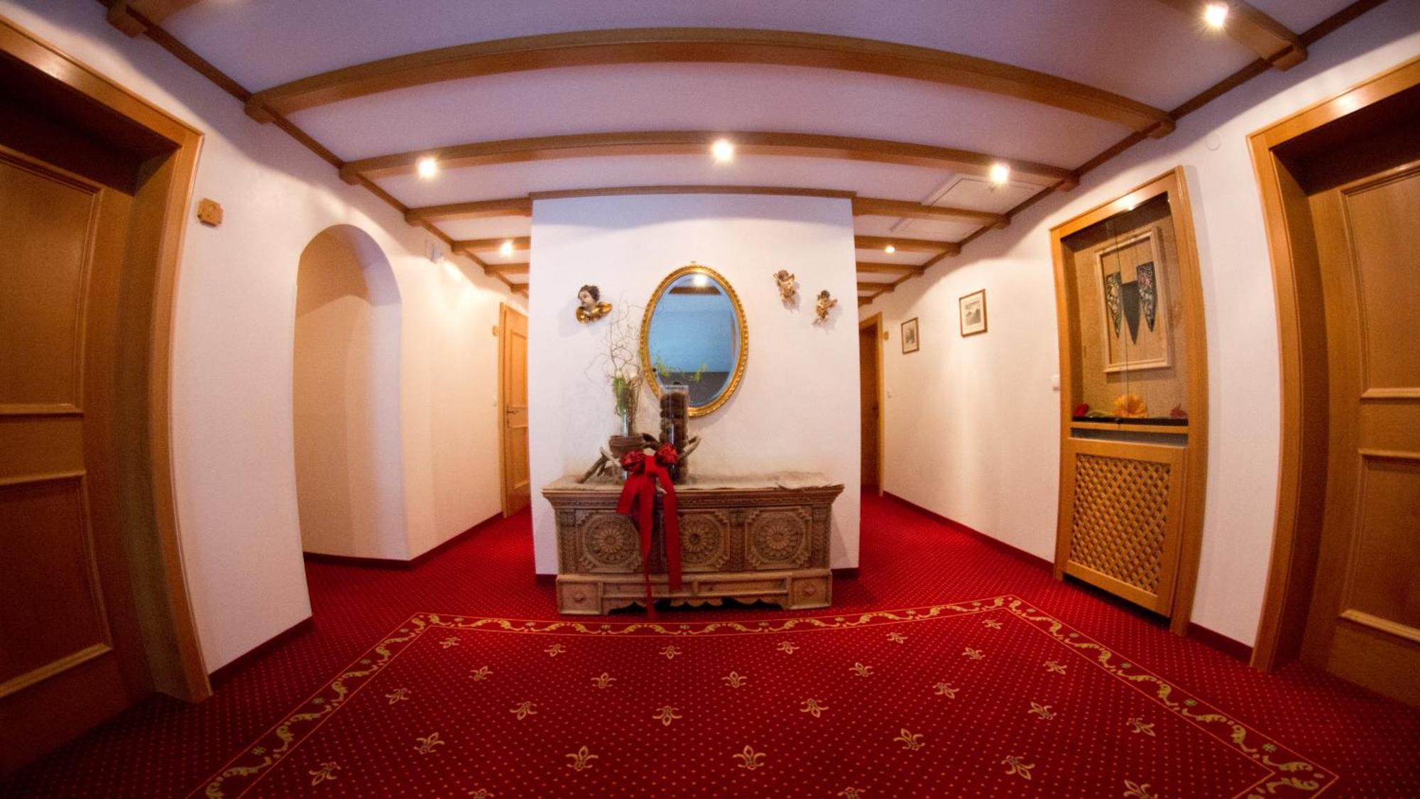 Pension Christophorus Hotel Garni Partenen Buitenkant foto